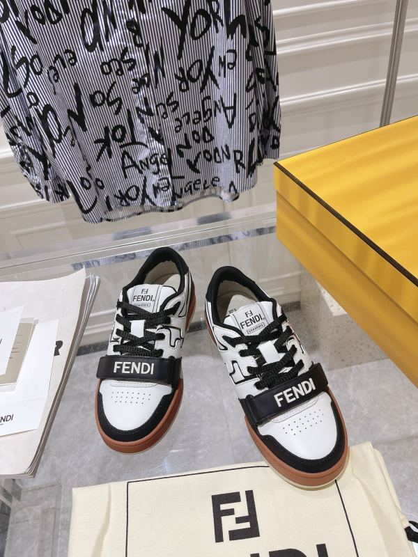 Scarpe Fendi unisex 2024' 35-45