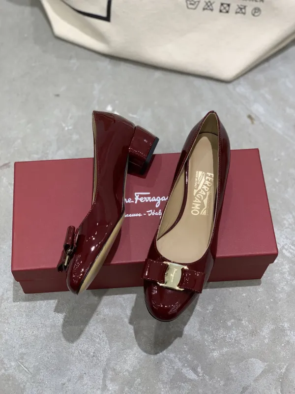 Scarpe  Ferragamo Altezza tacco 3,5cm 35-41