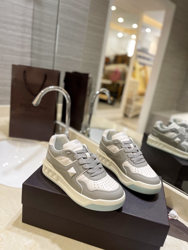 Scarpe Valentino unisex  2024' 35-46