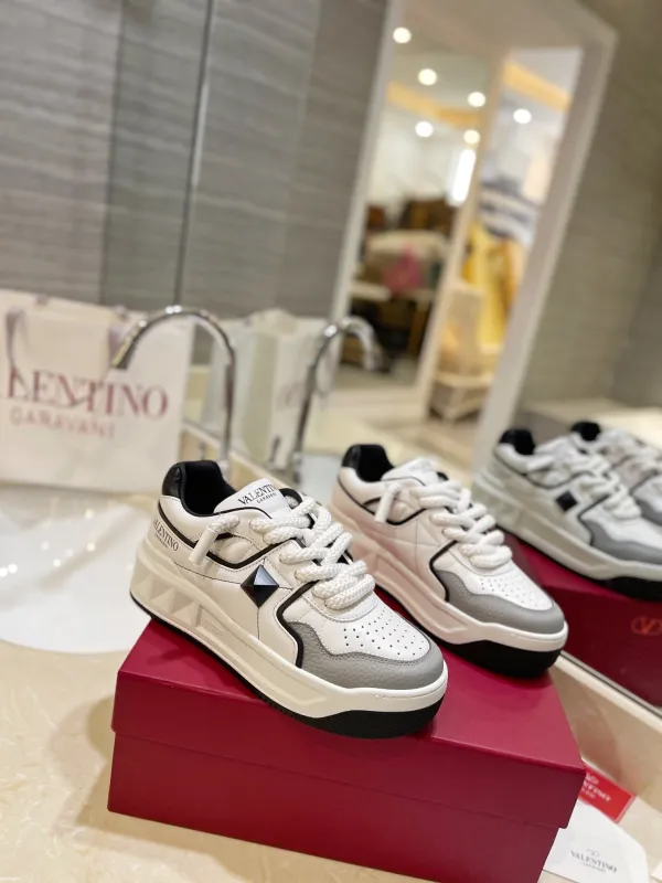 Scarpe Valentino unisex  2024' 35-46