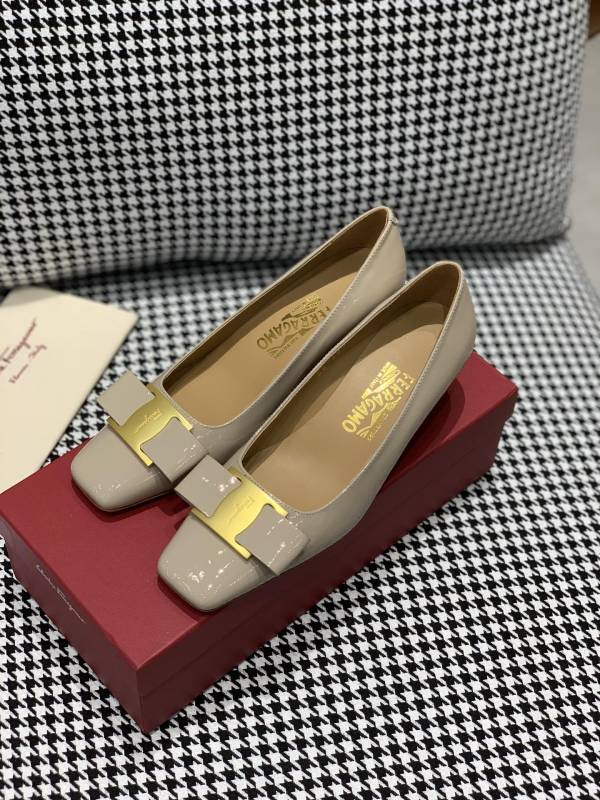 Scarpe  Ferragamo Altezza tacco 2,5cm/4,5cm 35-41
