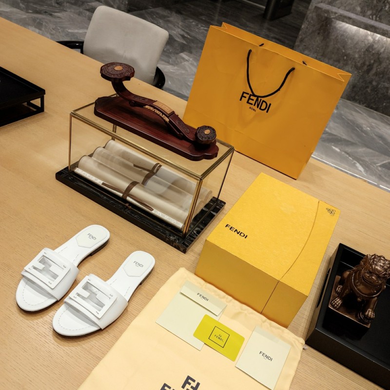 Sandali Fendi 2024'  Altezza Tacco 2cm 35-41