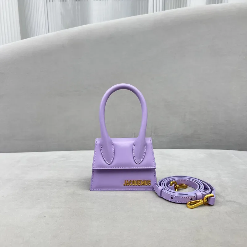 Jacquemus modello: 2102 12x8x5cm