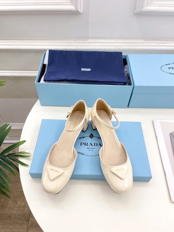 Sandali Prada 2024' Altezza tacco  3,5cm 35-41