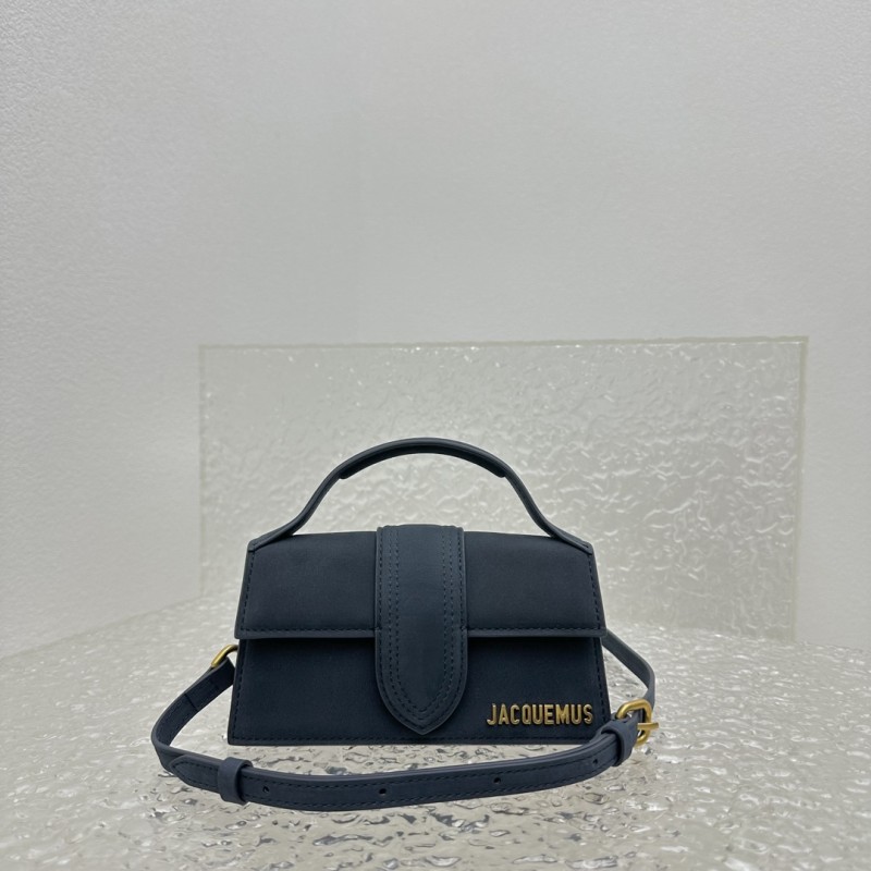 Jacquemus modello: 2056  18x6x7cm