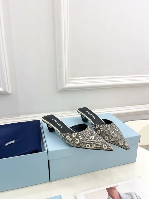 Scarpe Prada 2024' Altezza Tacco  3,5cm 35-41