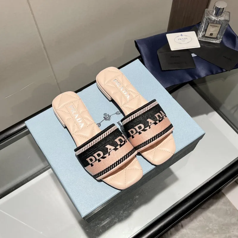 Sandali Prada 2024' Altezza  2,5cm 35-41