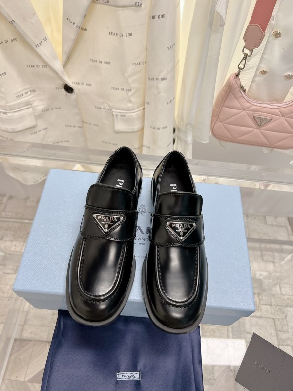 Scarpe Prada 2024' 35-41