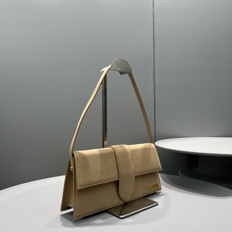 Jacquemus modello: 2036  28x 13,5x  6 cm
