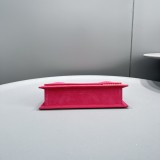 Jacquemus modello: 2053  21x  10x  6 cm