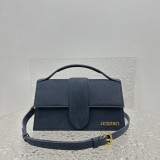 Jacquemus modello: 2056  24x13x7cm