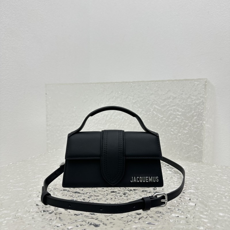 Jacquemus modello: 2056  18x6x7cm