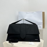 Jacquemus modello: 2074 60x38,5x  21 cm
