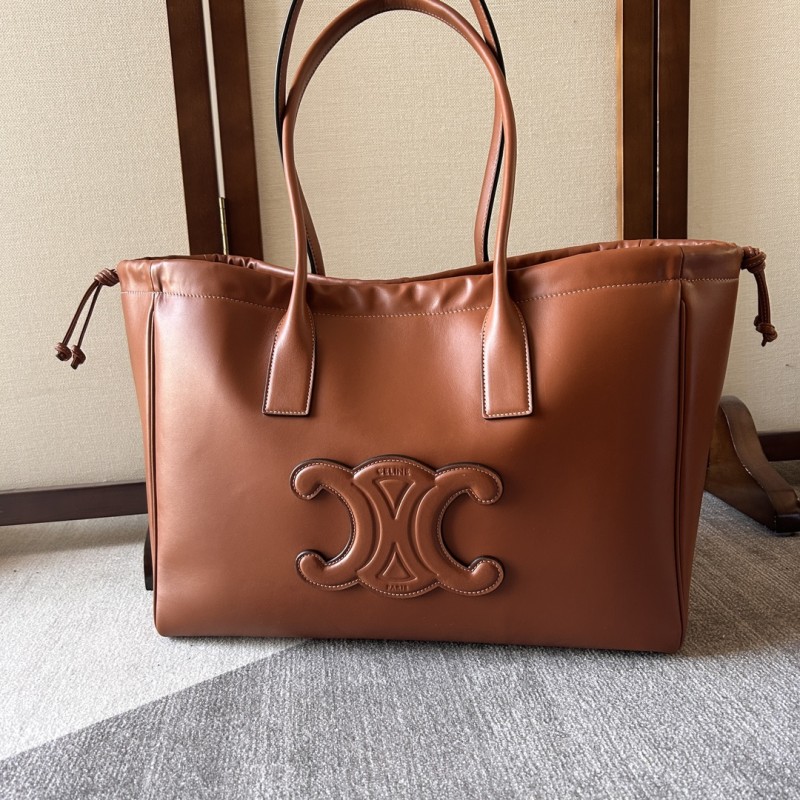 Celine Cabas Triomphe Shoulder bag