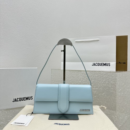 Jacquemus modello: 2036  28x  13,5x  6 cm