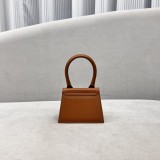 Jacquemus modello: 2102 12x8x5cm