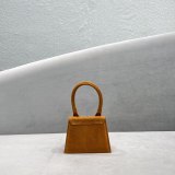 Jacquemus modello: 2102 12x8x5cm