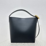 Jacquemus modello: 2041 30x  33x  14 cm