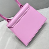 Jacquemus modello: 24x18x10cm