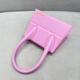 Jacquemus modello: 24x18x10cm
