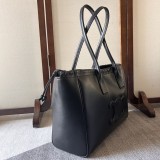 Celine Cabas Triomphe Shoulder bag