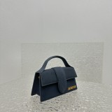 Jacquemus modello: 2056  18x6x7cm