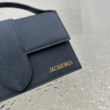 Jacquemus modello: 2056  24x13x7cm