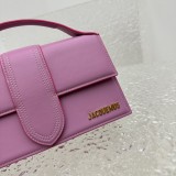 Jacquemus modello: 2056  24x13x7cm