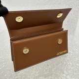 Jacquemus modello: 2062 21x  10x  6cm