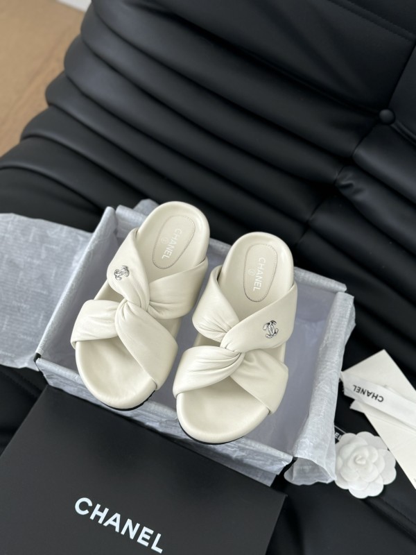 Chanel 2024  35-39