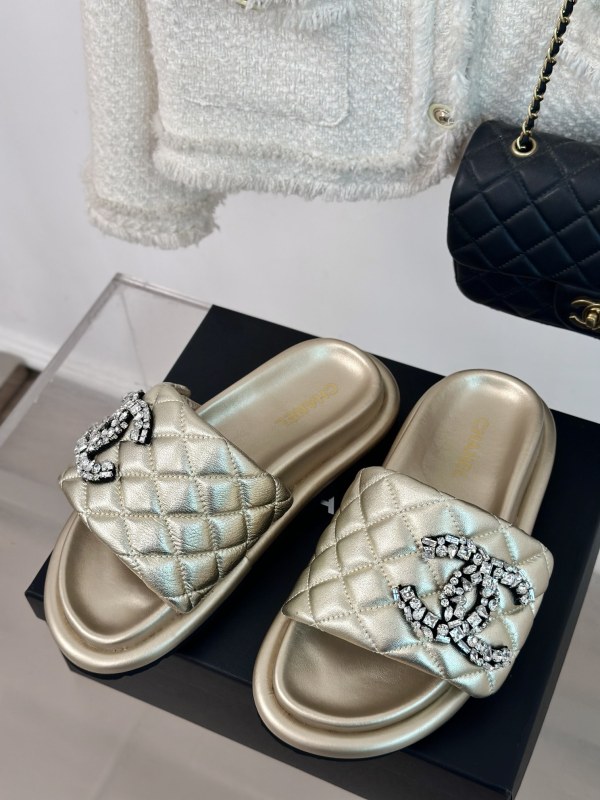 Chanel 2024  35-42