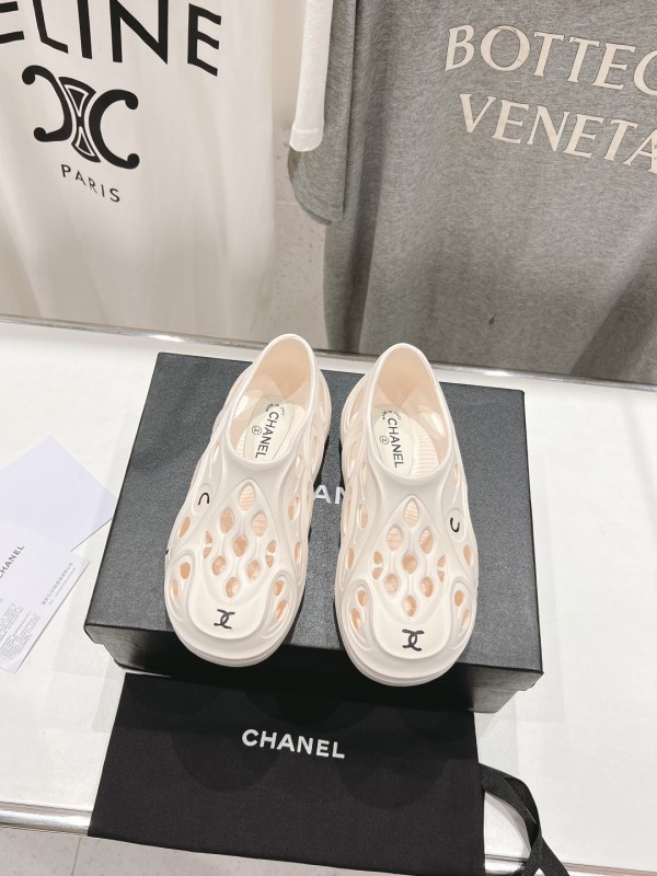 Chanel 2024  35-40