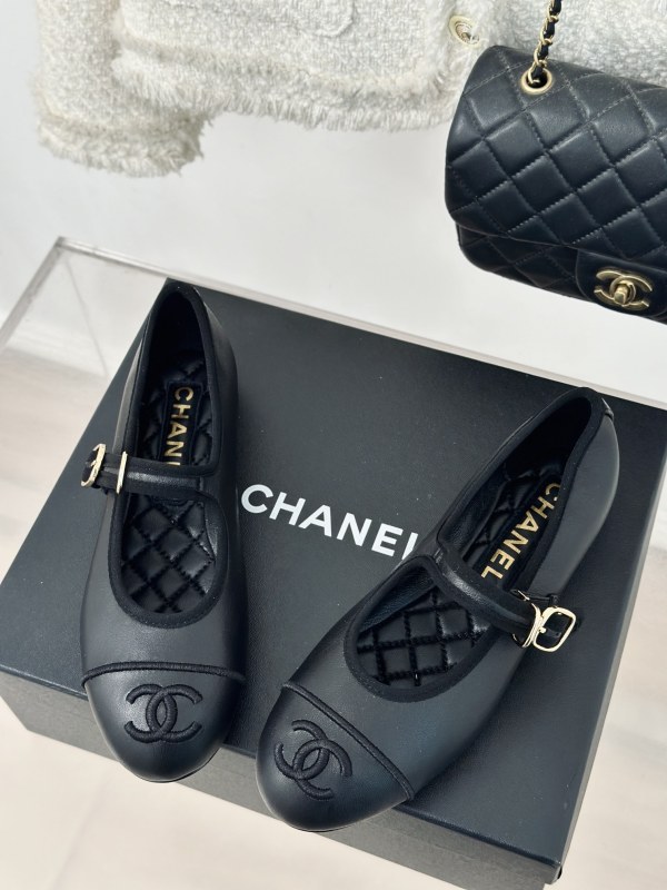 Chanel 2024  35-41