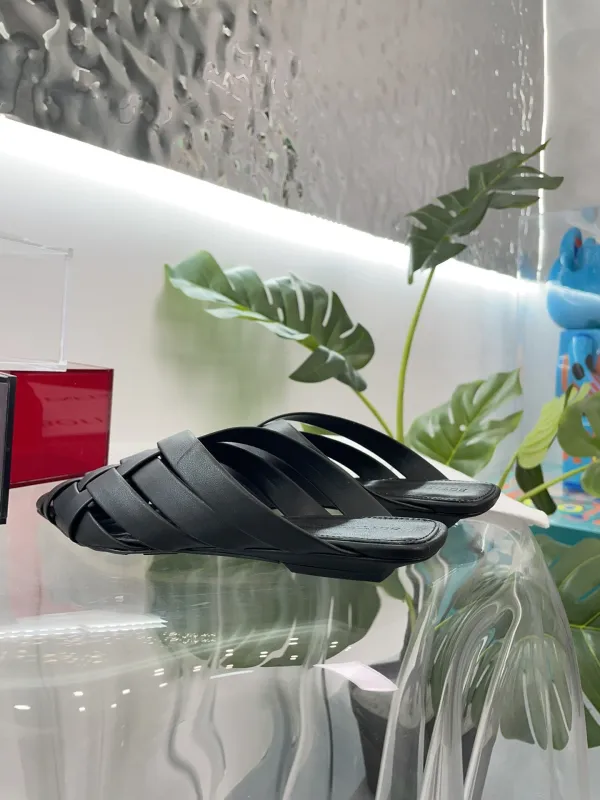 Bottega Veneta  35-41