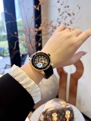 OROLOGI Gucci