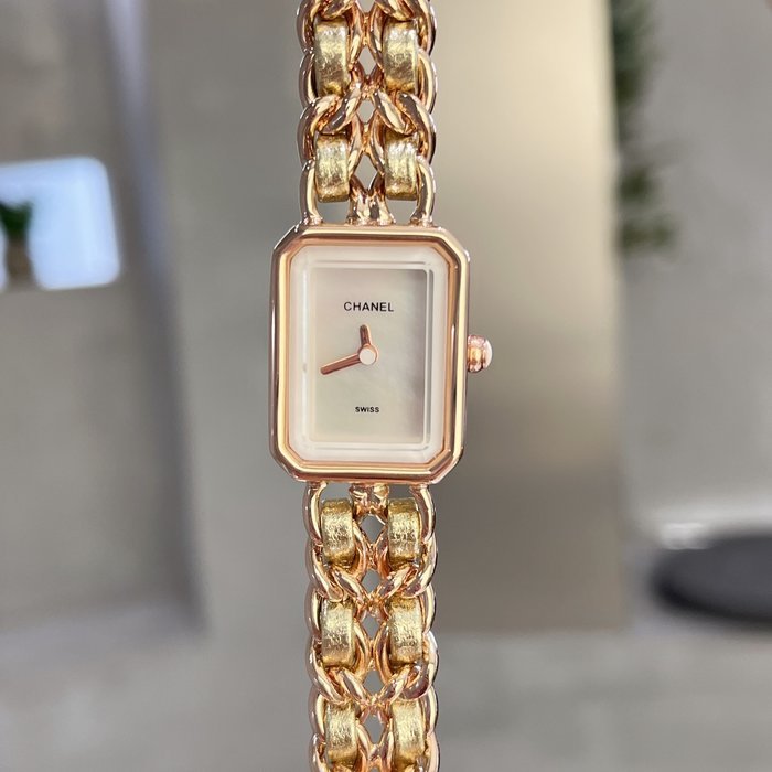 OROLOGI Chanel
