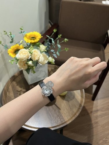 OROLOGI Chanel
