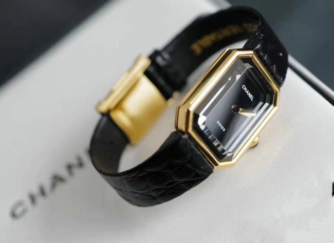 OROLOGI Chanel