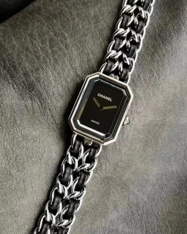 OROLOGI Chanel