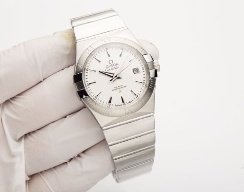 OROLOGI Omega