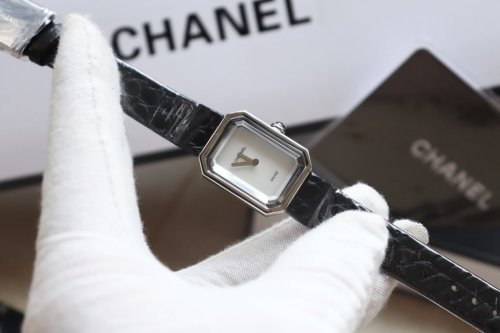 OROLOGI Chanel
