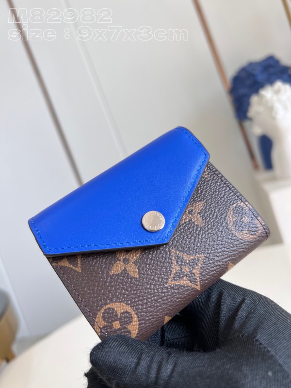 LV  M82982 M82383 9.5 x 7.5 x 3cm