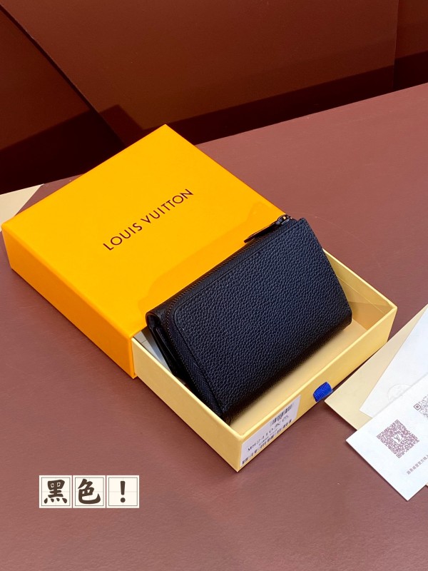 LV M82410  11 x 8.5 x 2cm