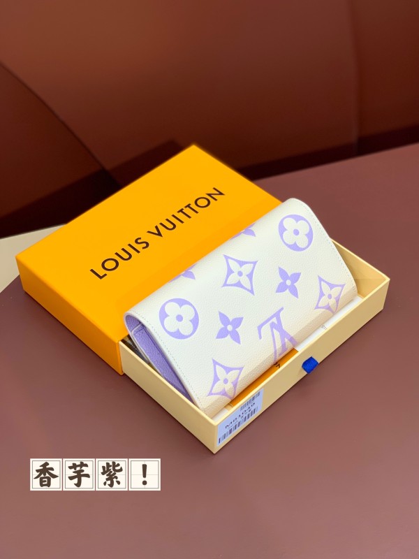 LV M81049 19.5x10.5x2.5cm