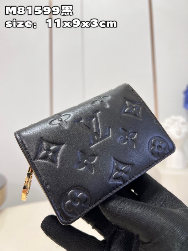 LV   M81599 11x9x3cm