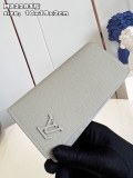 LV  M82283 10x19x2cm