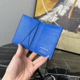 LV  M40614 8 x 11 x 1cm
