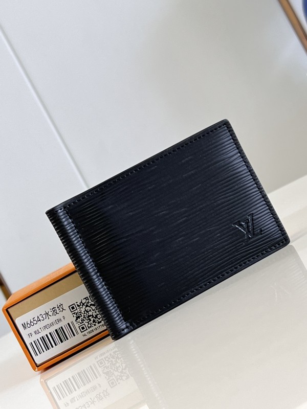 LV  M66543 11x8x1cm