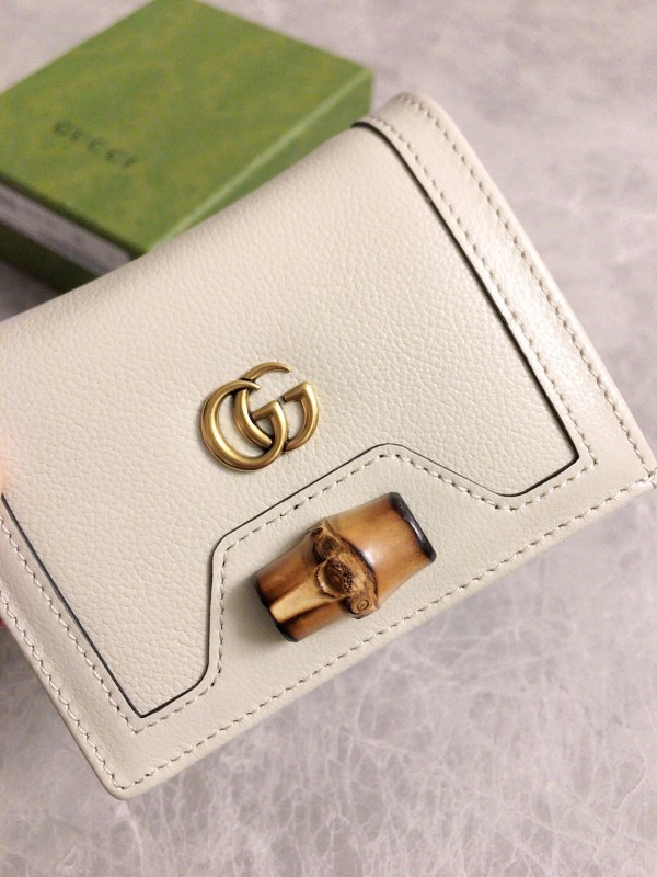 GG  658244  11x9x3.5cm