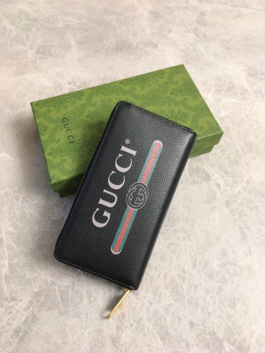 GG 496317  19x10x2cm